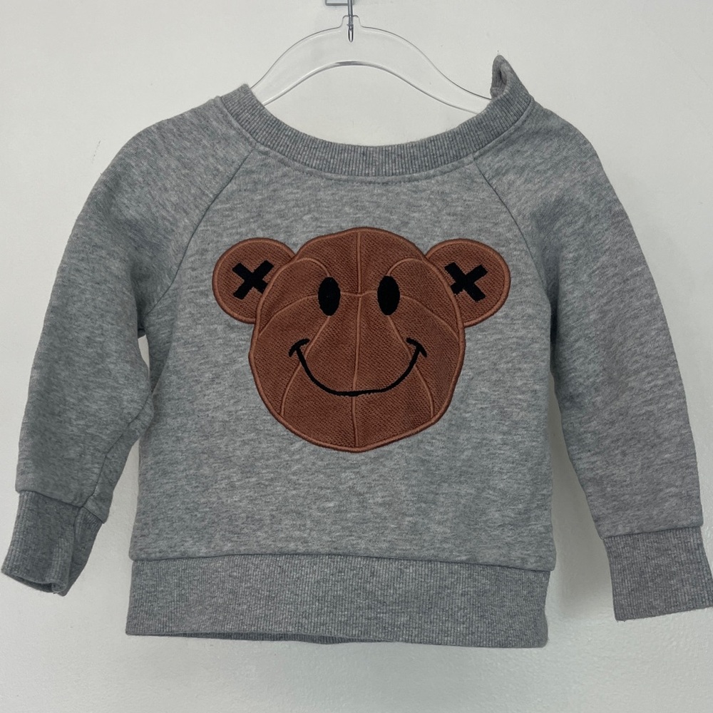 Kids Gray Sweatshirt with Brown basketball Bear Patch